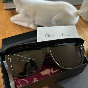 DIOR Brand New. Worn once. No scratches . Brand New.